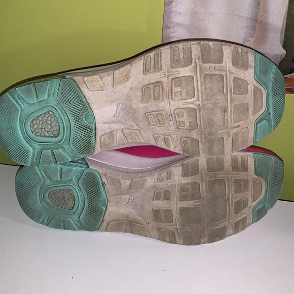 Puma rare neon pink sneakers size 8 - Picture 9 of 9